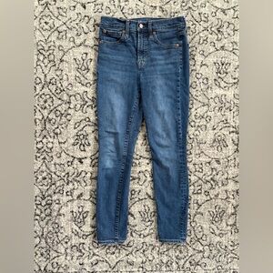 GAP Women's Medium Blue Skinny Jeans
